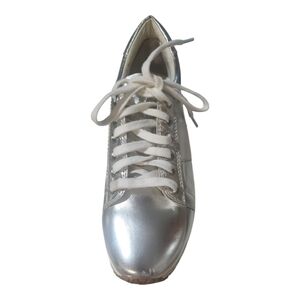 Steve Madden Silver Sneakers Futuristic Low-Top Design